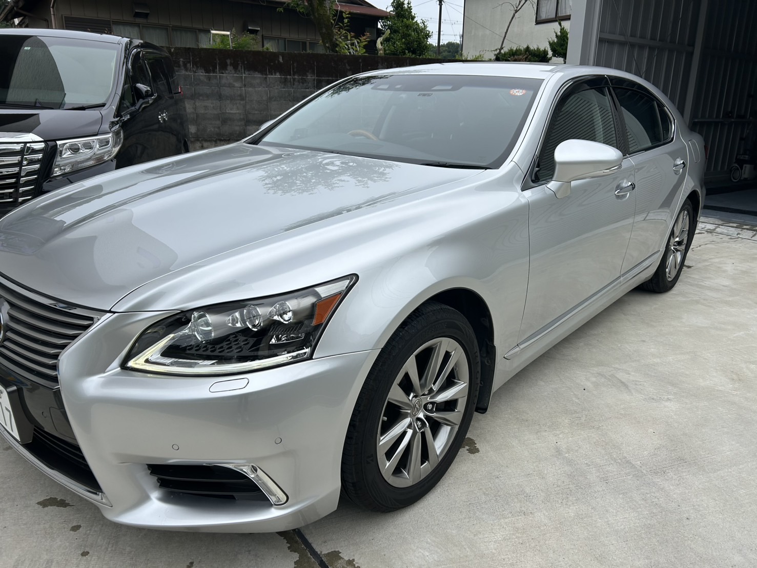 LEXUS LS460